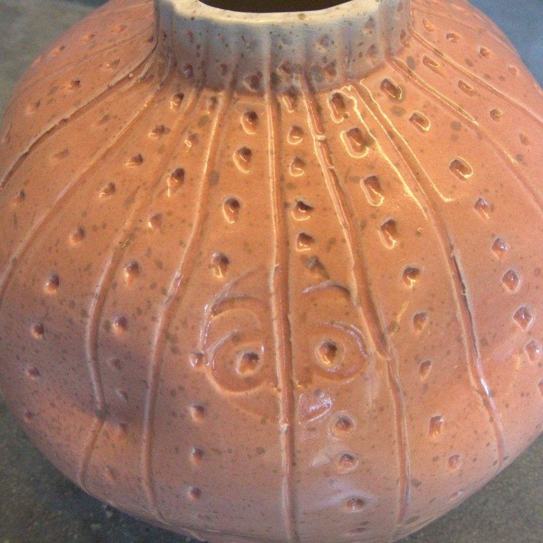 TEXTURED PEACH BUBBLE VASE - Image 3