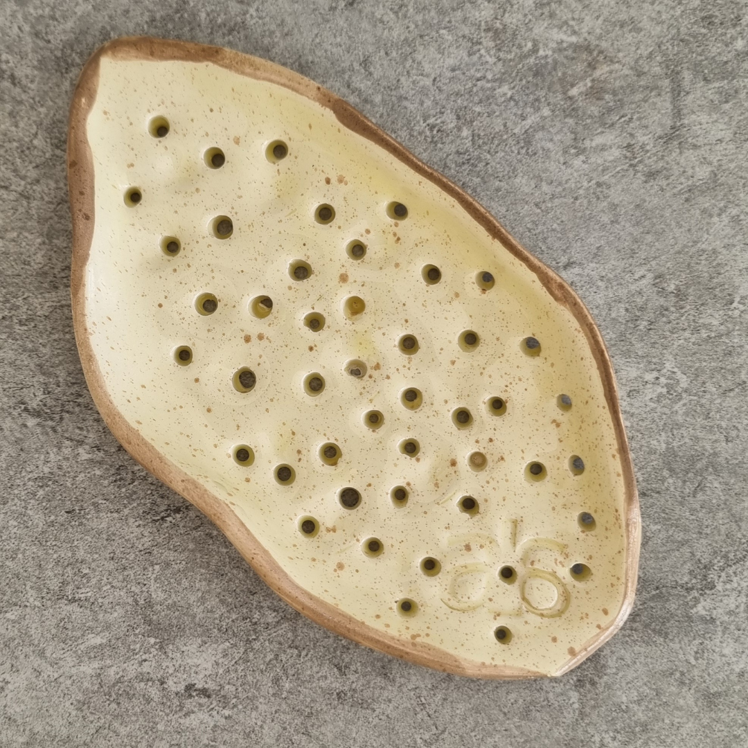 HANDMADE SOAP HOLDER - YELLOW