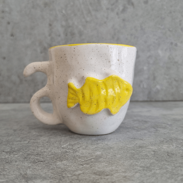 SIGNATURE CUP - YELLOW FISH