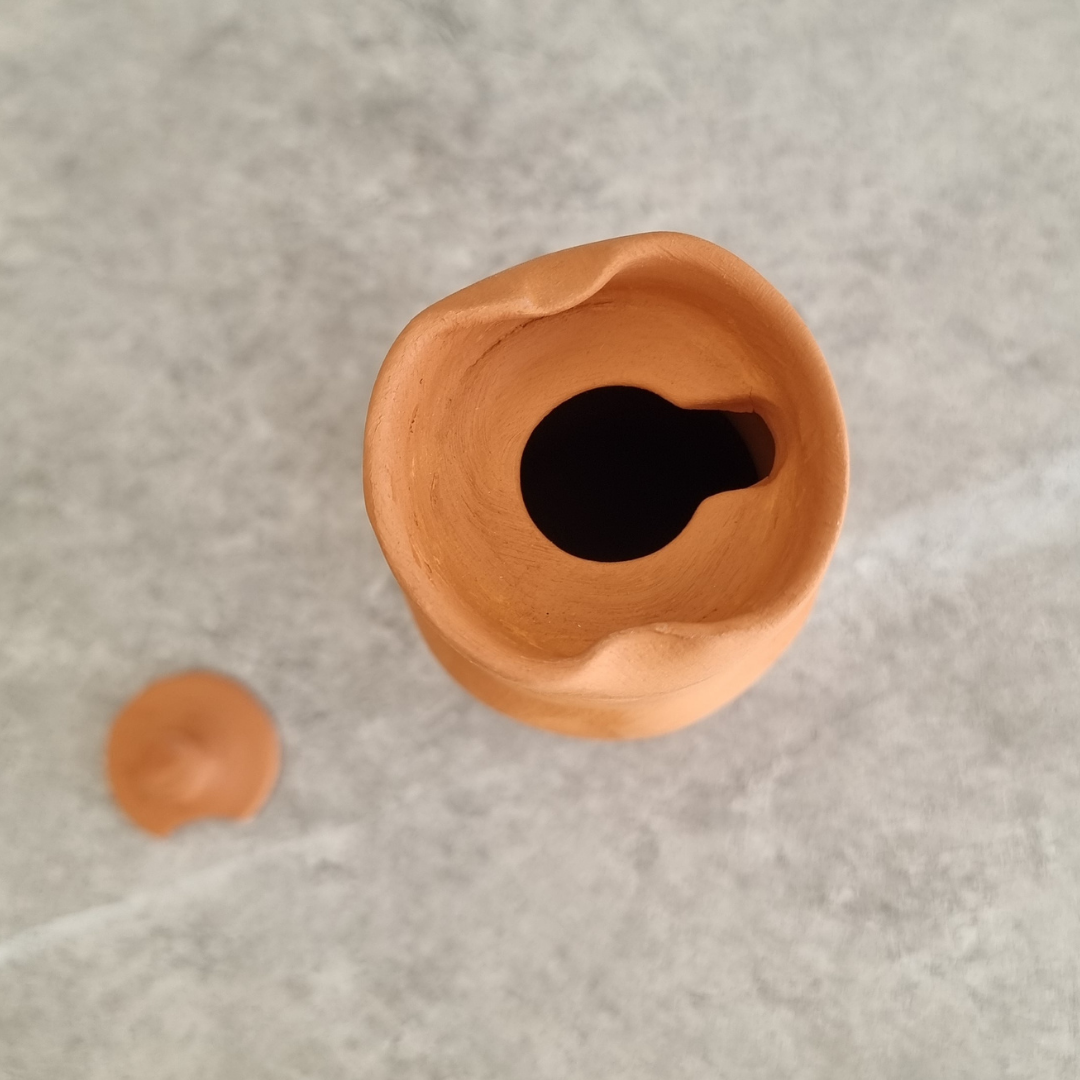 HANDMADE CLAY WATER BOTTLE - Image 4